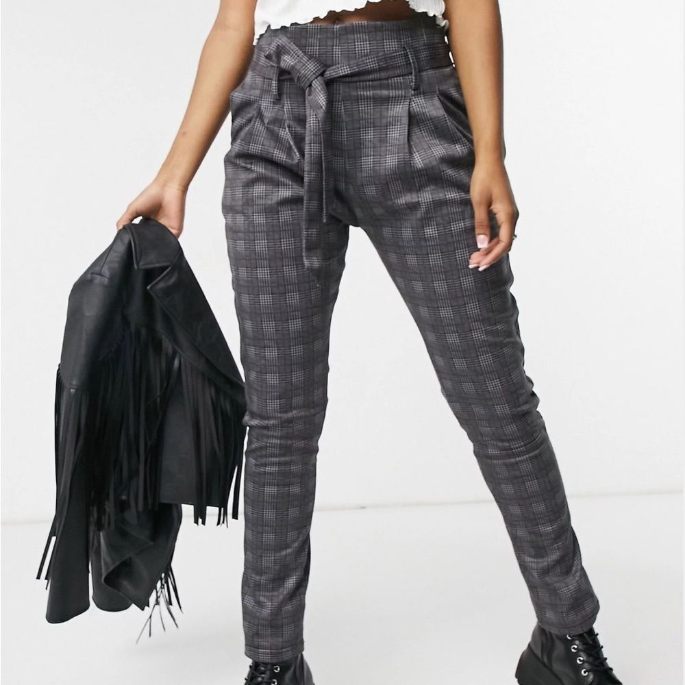QED London tie waist peg leg pants in gray plaid